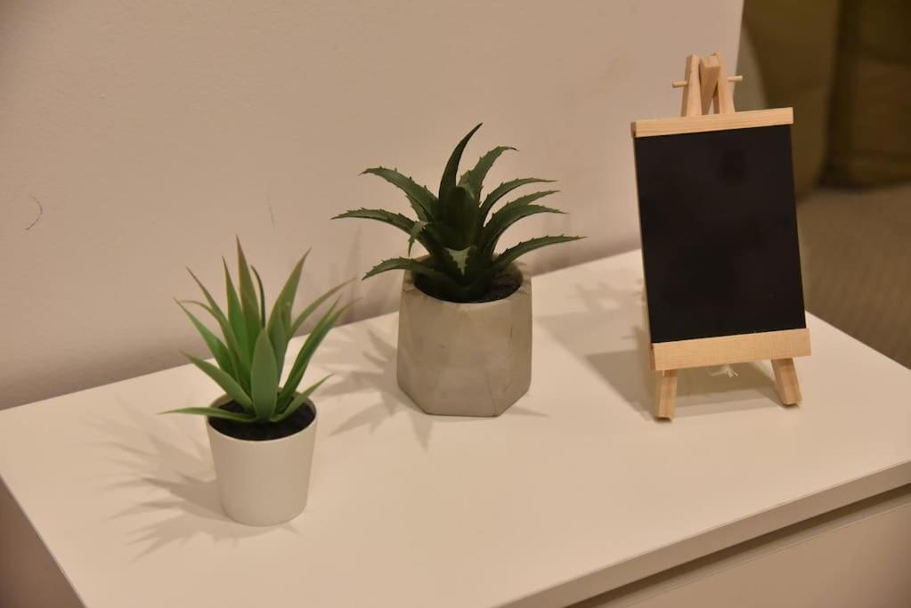 Tiny Treasure Apartment Athens Ngoại thất bức ảnh
