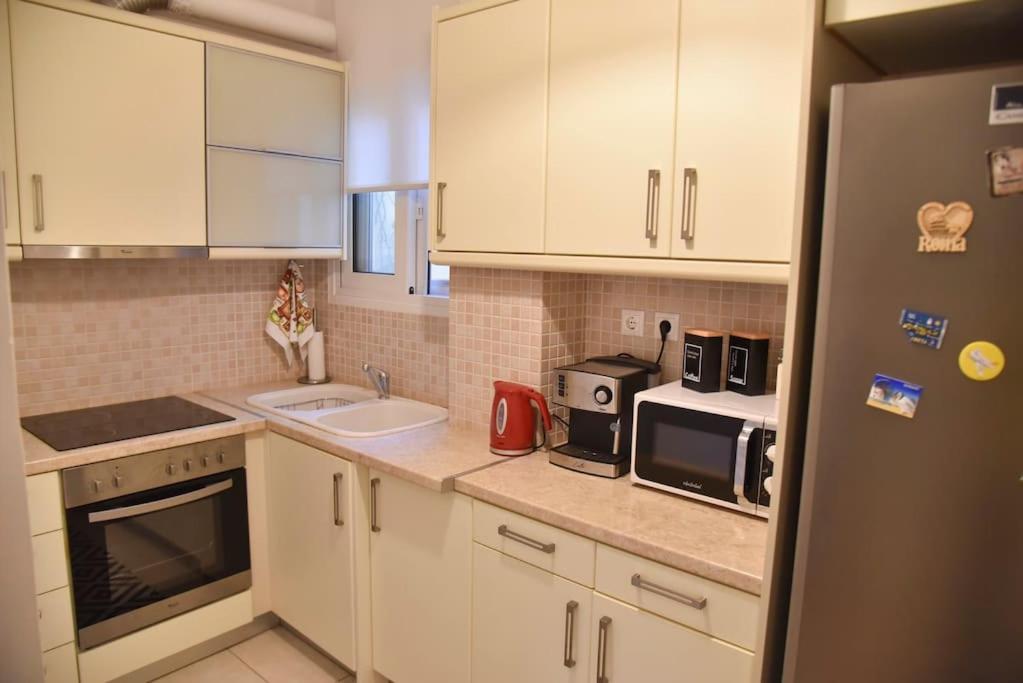 Tiny Treasure Apartment Athens Ngoại thất bức ảnh
