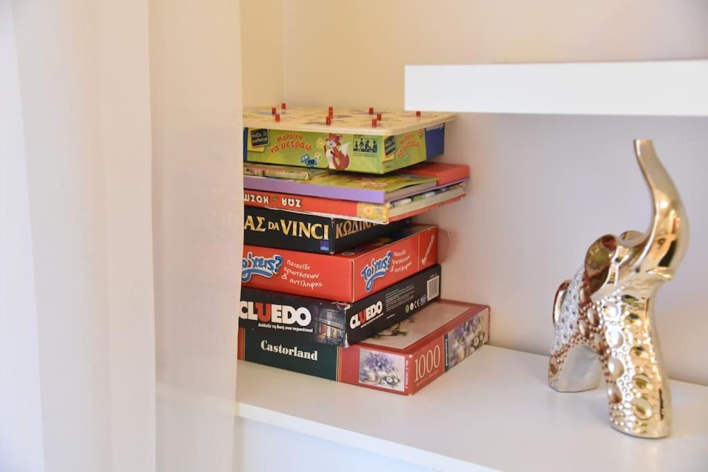 Tiny Treasure Apartment Athens Ngoại thất bức ảnh