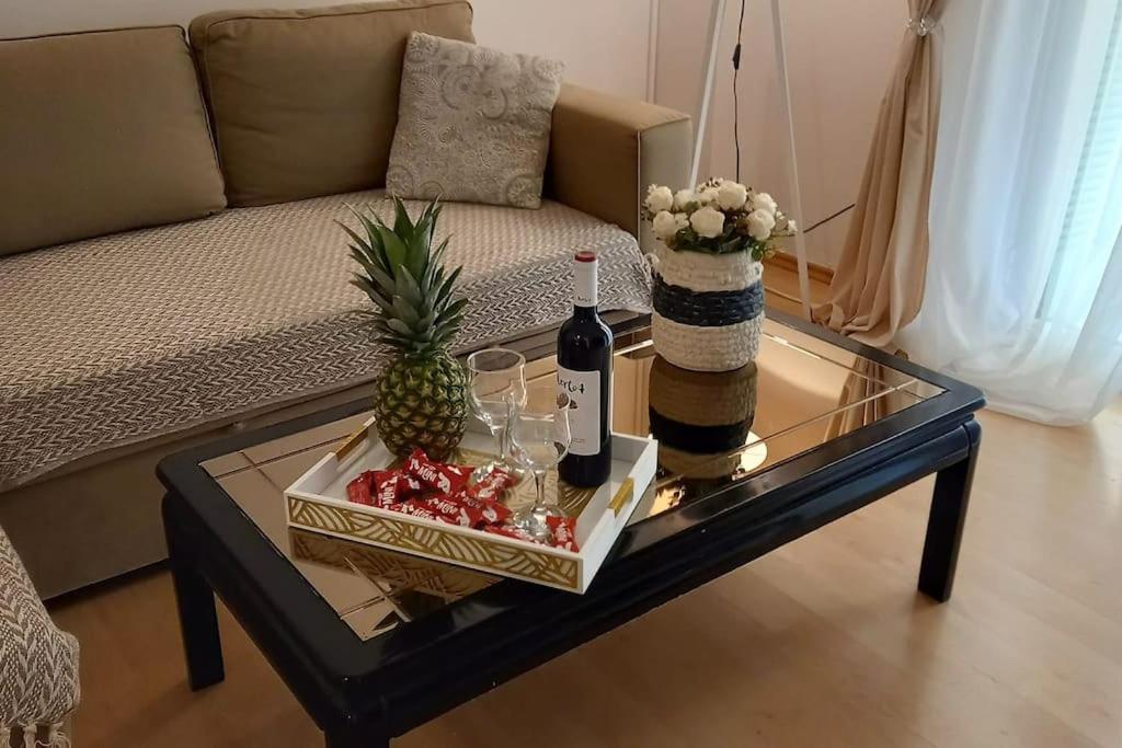Tiny Treasure Apartment Athens Ngoại thất bức ảnh